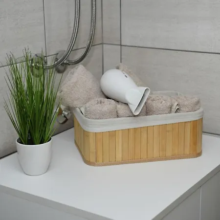 Zara - Free Private Parking - ياغودينا