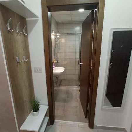 Zara - Free Private Parking - * ياغودينا