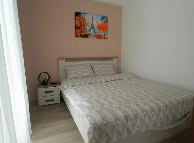 Zara - Free Private Parking - Jagodina